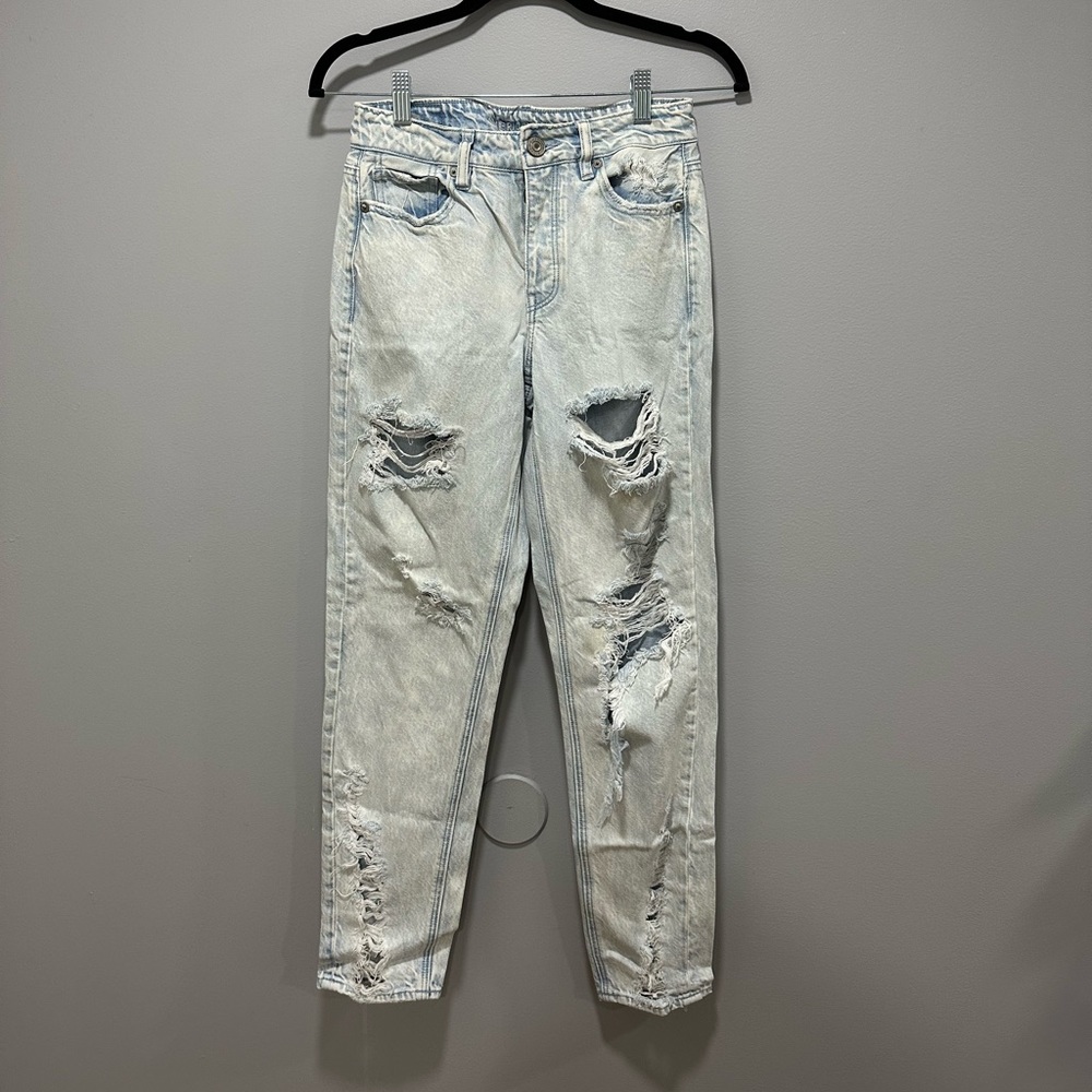 American Eagle High Waisted Jeans